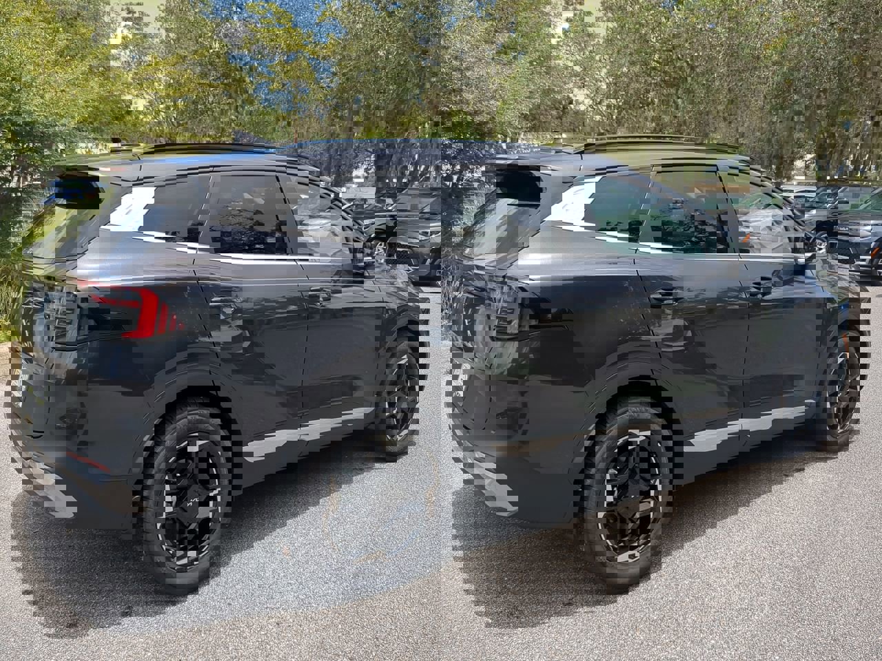 2026 Kia Sportage EX photo 3