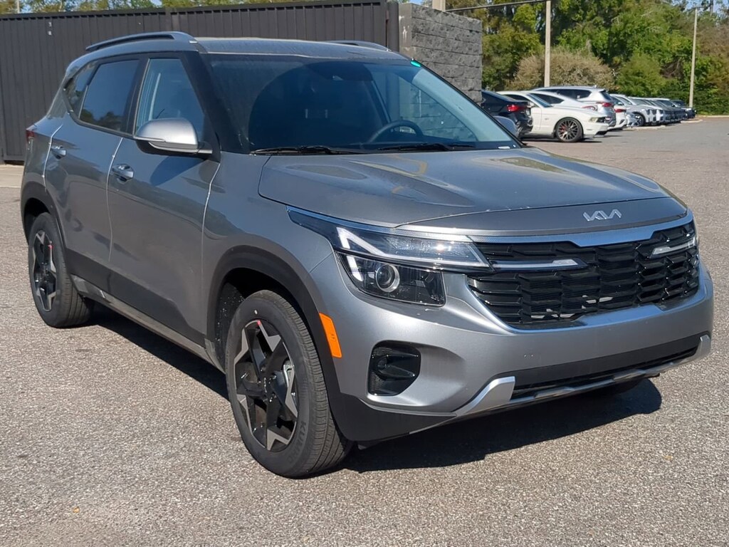 Used 2025 Kia Seltos S SUV