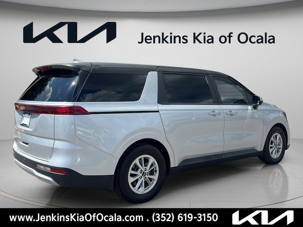 Certified 2023 Kia Carnival LX MPV