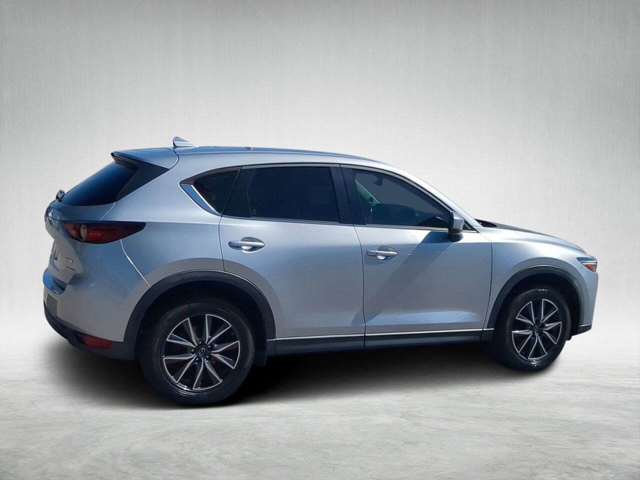 2018 Mazda CX-5 Grand Touring photo 2