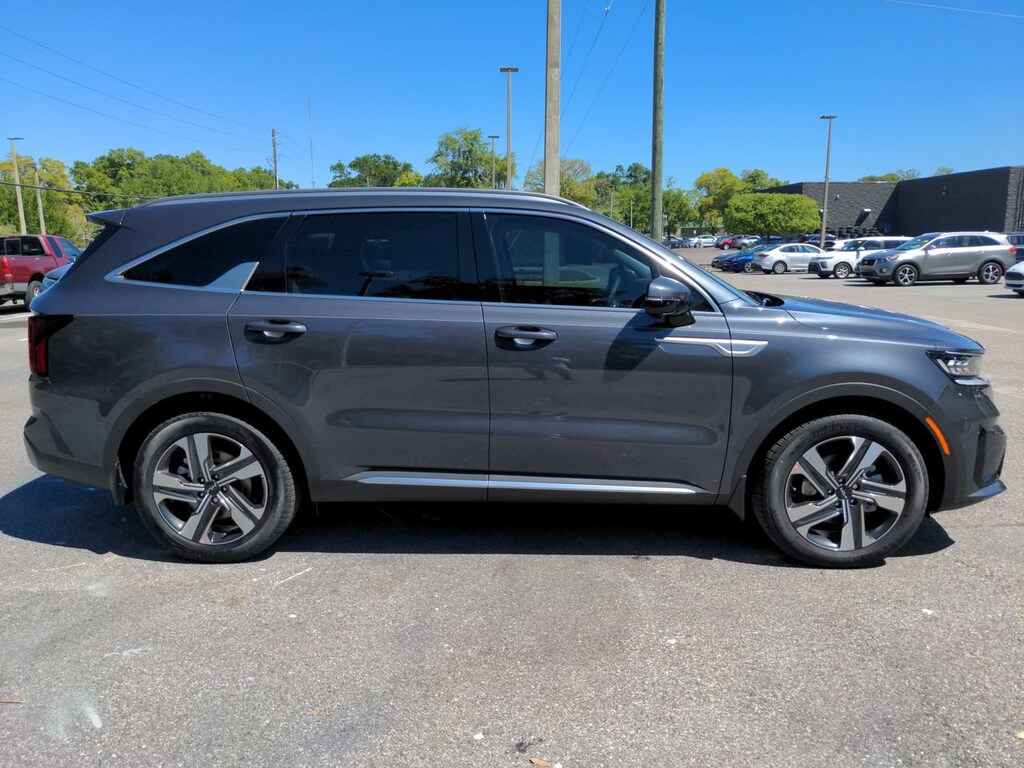 Certified 2023 Kia Sorento Hybrid SX Prestige SUV