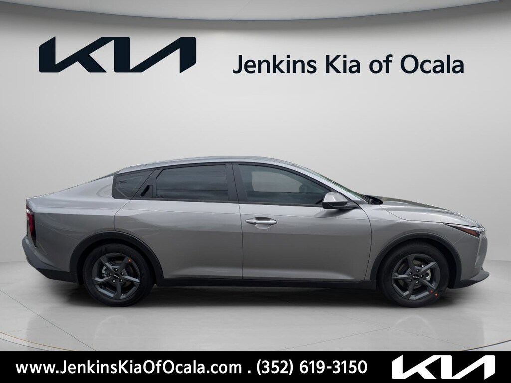 New 2026 Kia K4 LXS Sedan