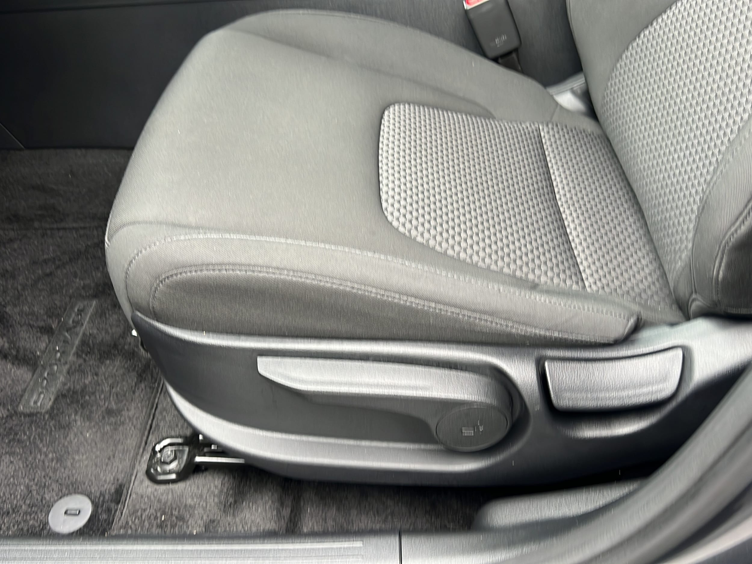 2025 Kia Sportage LX Hybrid - Photo 22