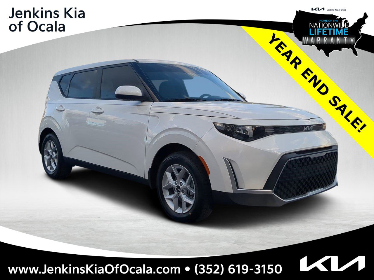 2025 Kia Soul LX's photo