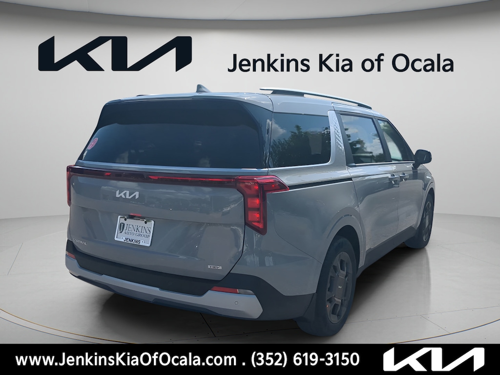 Used 2026 Kia Carnival Hybrid EX Van Passenger Van