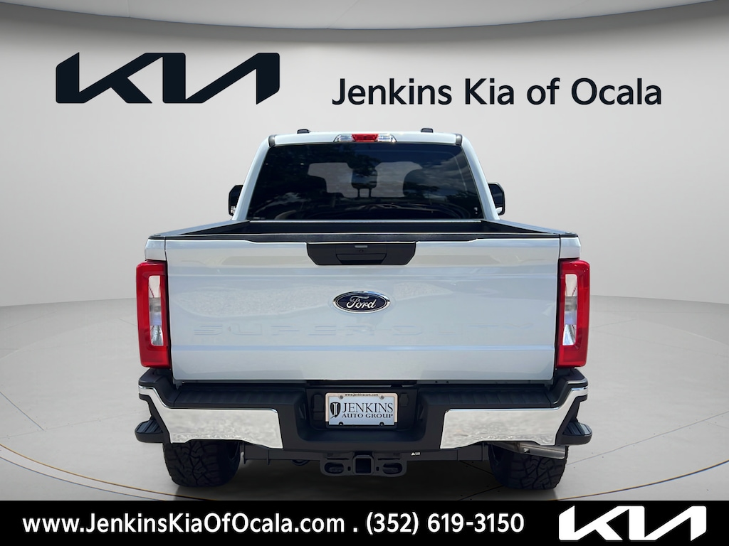 Used 2025 Ford F-350 XL Truck Crew Cab