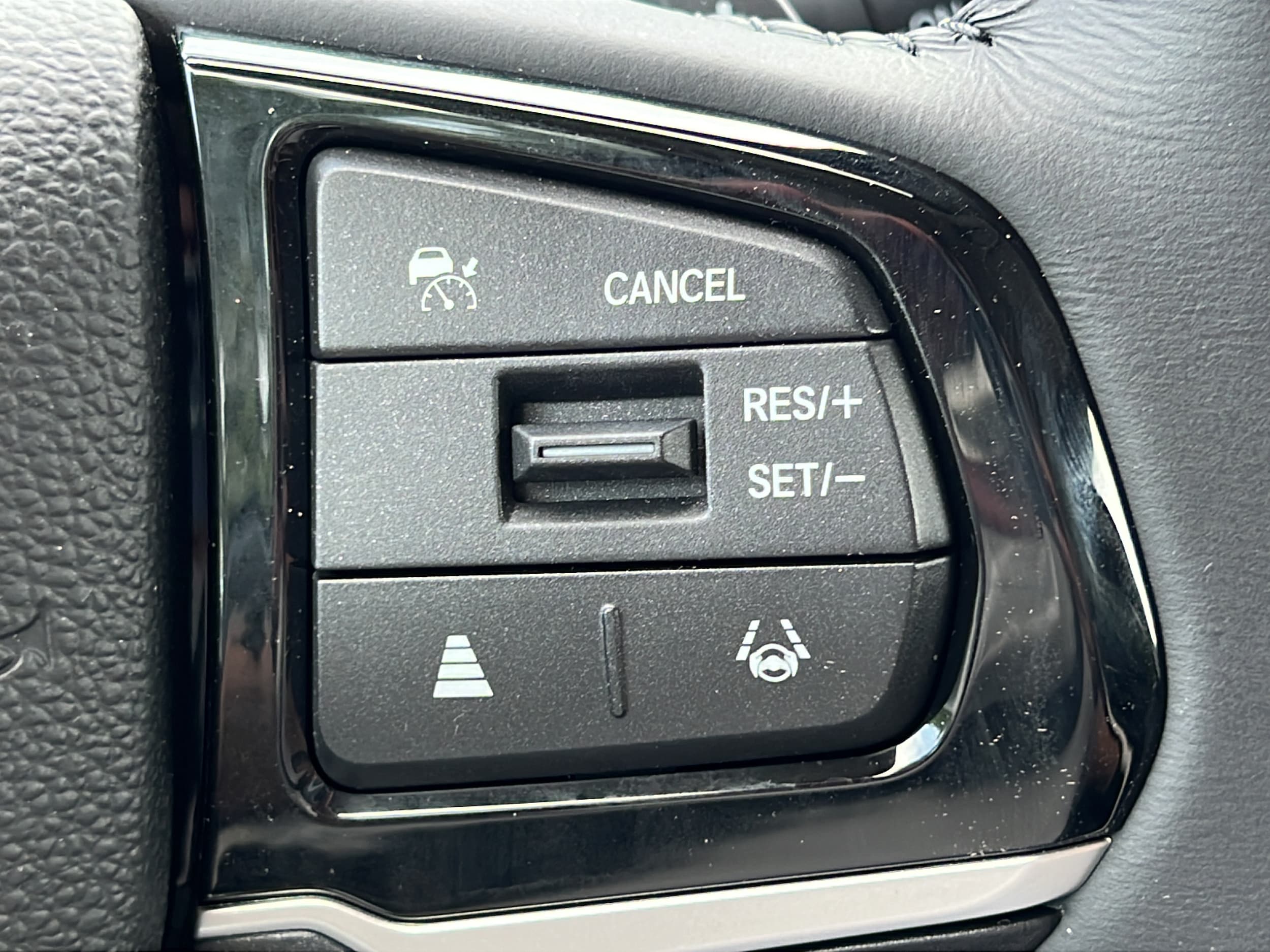 2025 Honda Odyssey EX-L - Photo 29