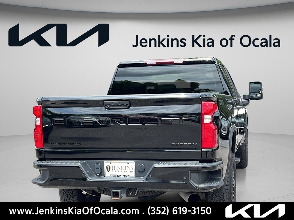 Used 2025 Chevrolet Silverado 2500 HD Custom Truck Crew Cab