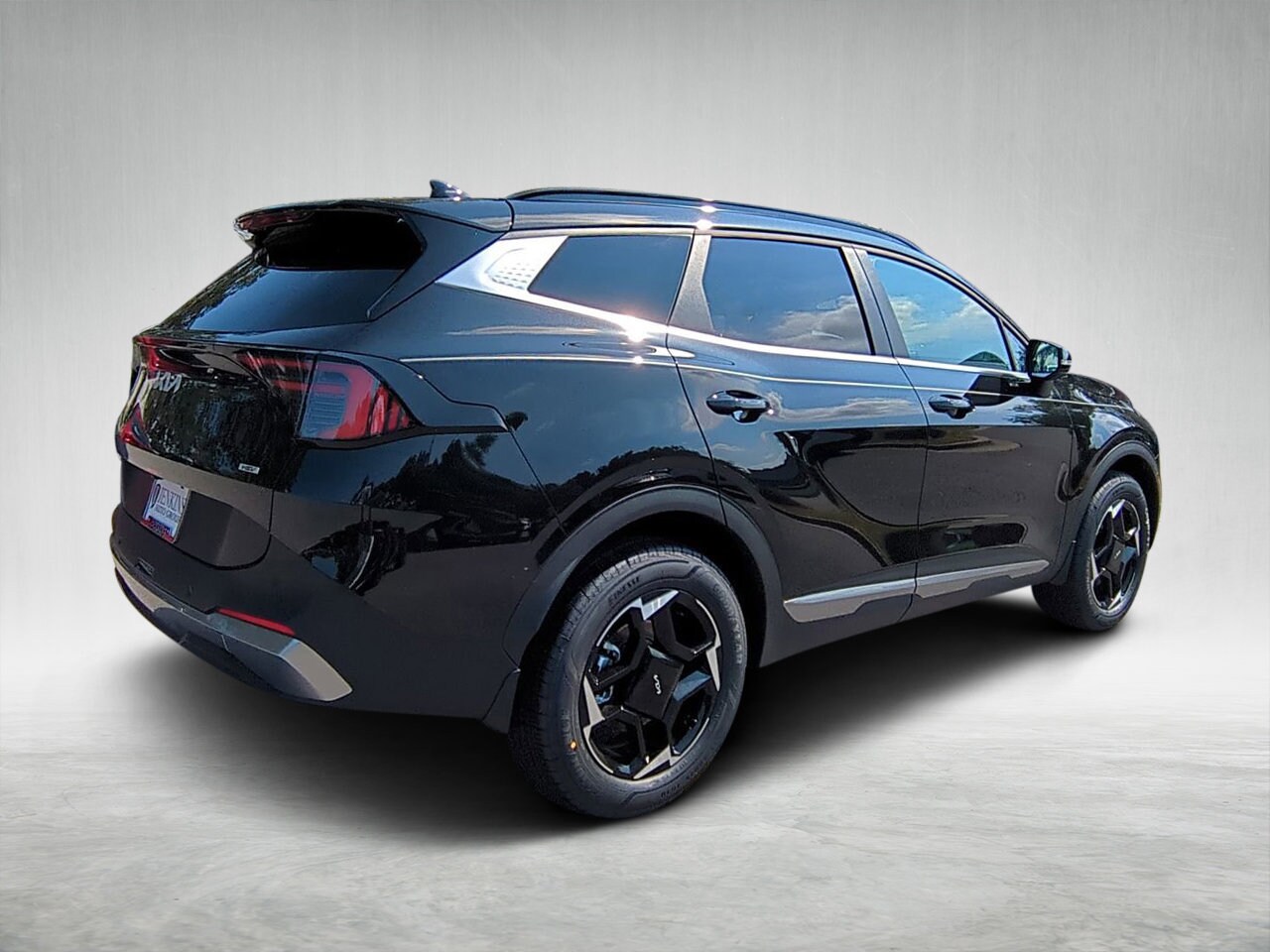 2026 Kia Sportage Hybrid EX photo 3