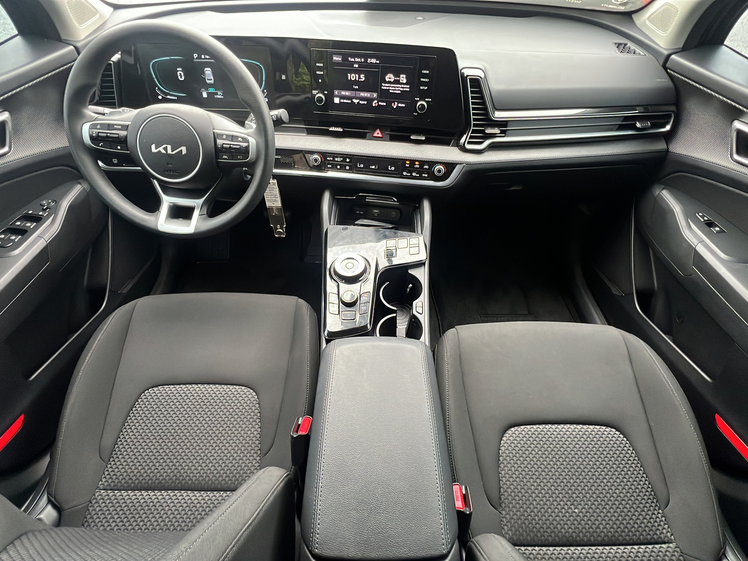 2025 Kia Sportage LX Hybrid - Photo 18