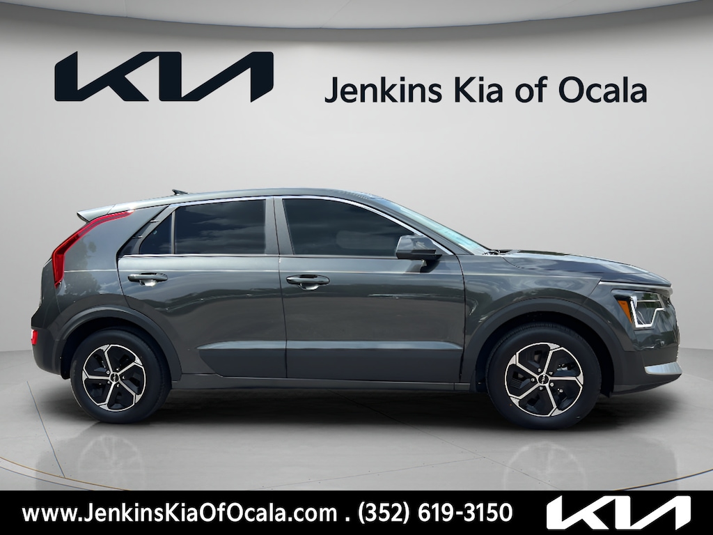 New 2026 Kia Niro LX SUV