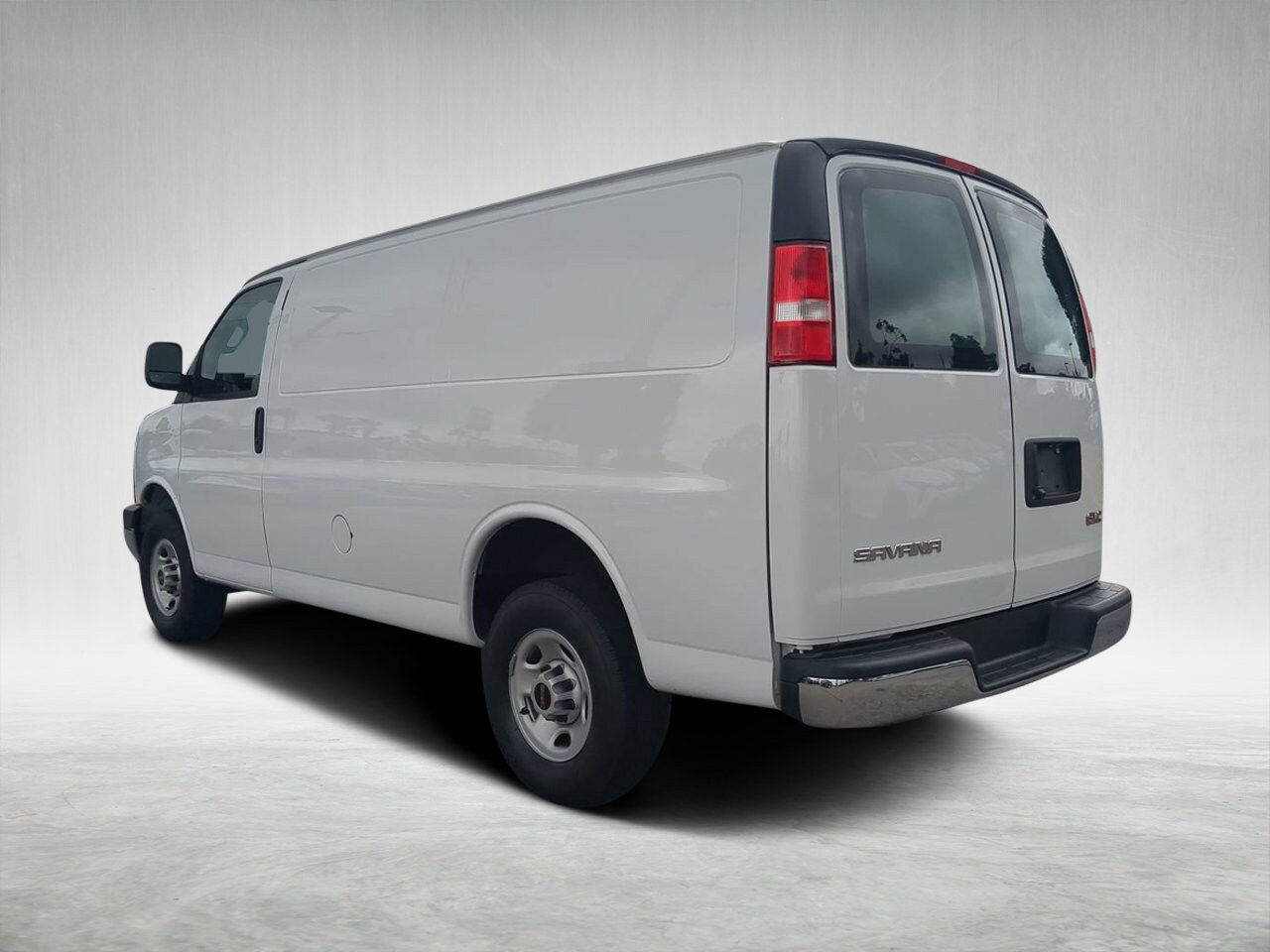 2024 Gmc Savana 2500 Cargo photo 4