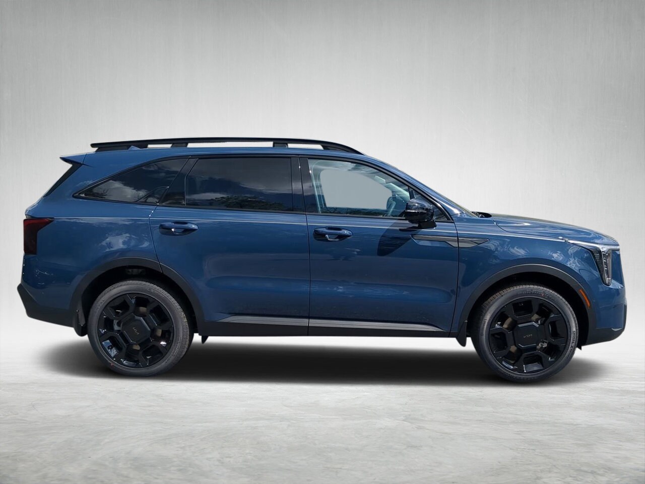 2025 Kia Sorento X-Line SX photo 2