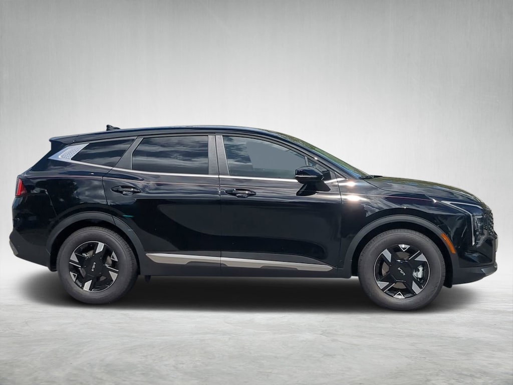 New 2026 Kia Sportage LX SUV