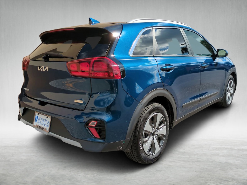 Certified 2022 Kia Niro LX SUV