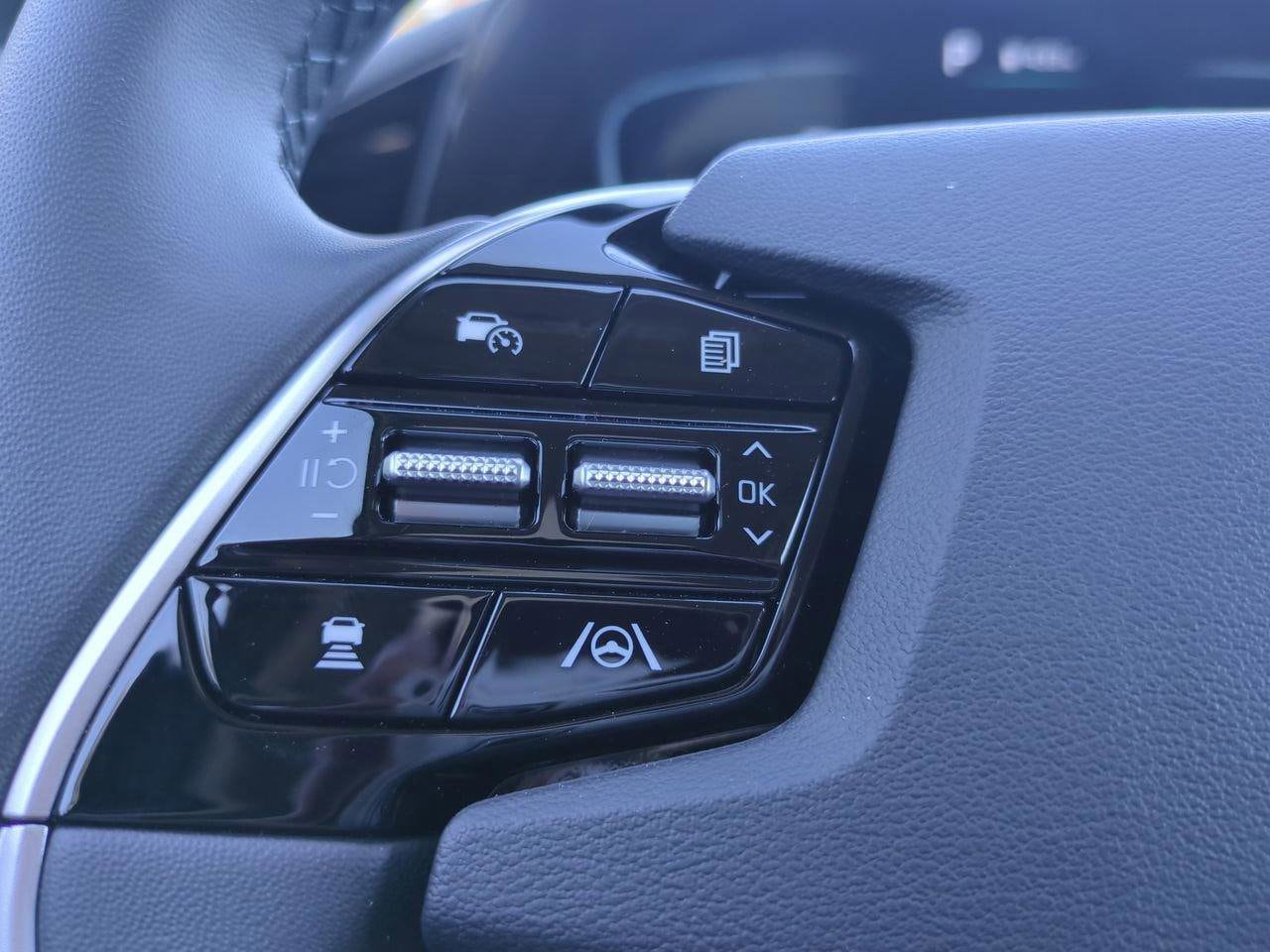 2025 Kia Niro EX Touring - Photo 34