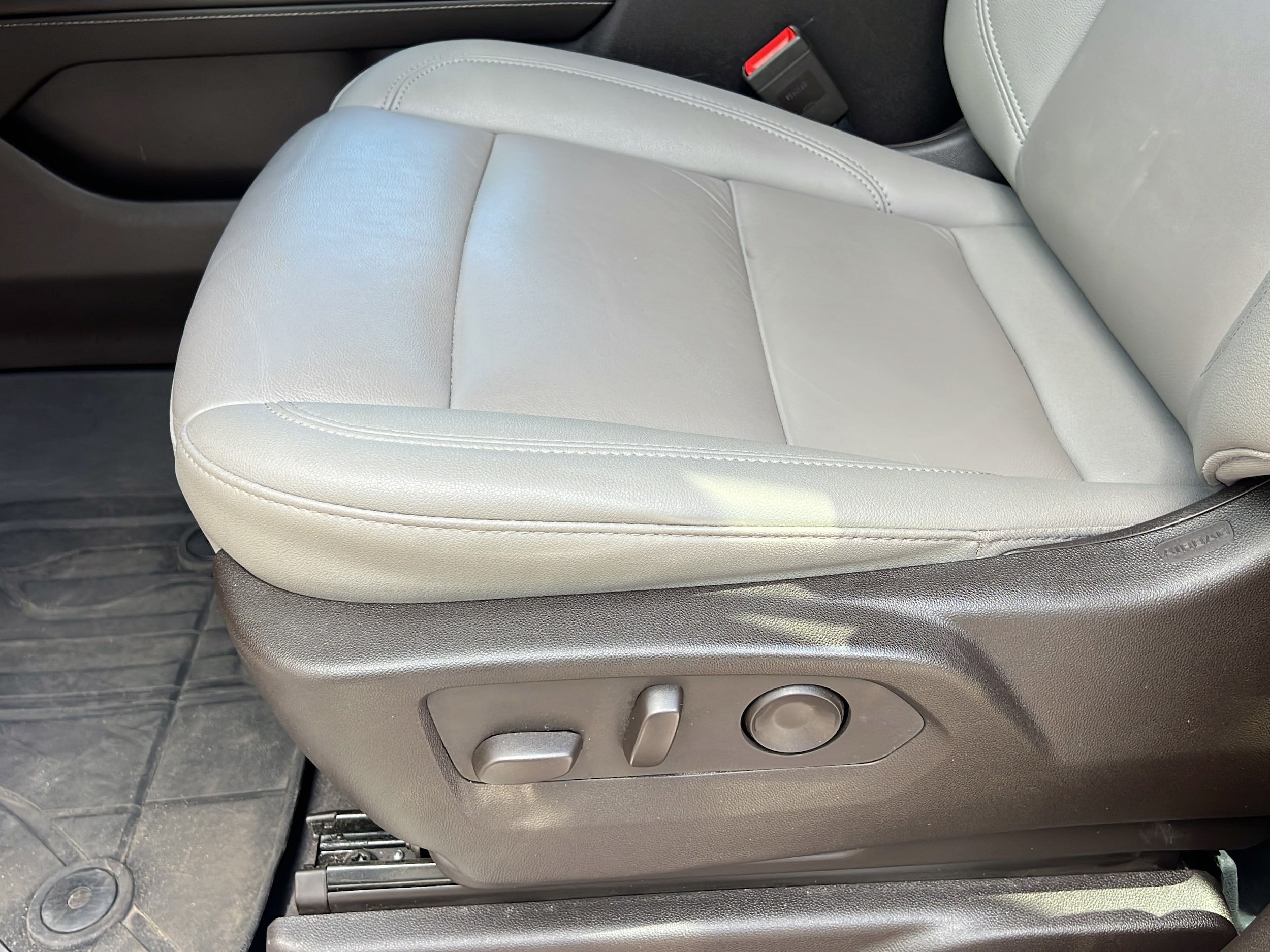 2024 Chevrolet Tahoe Z71 - Photo 27