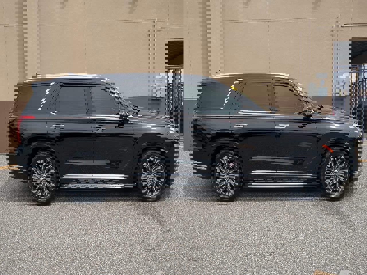 2023 Hyundai Palisade Calligraphy photo 3