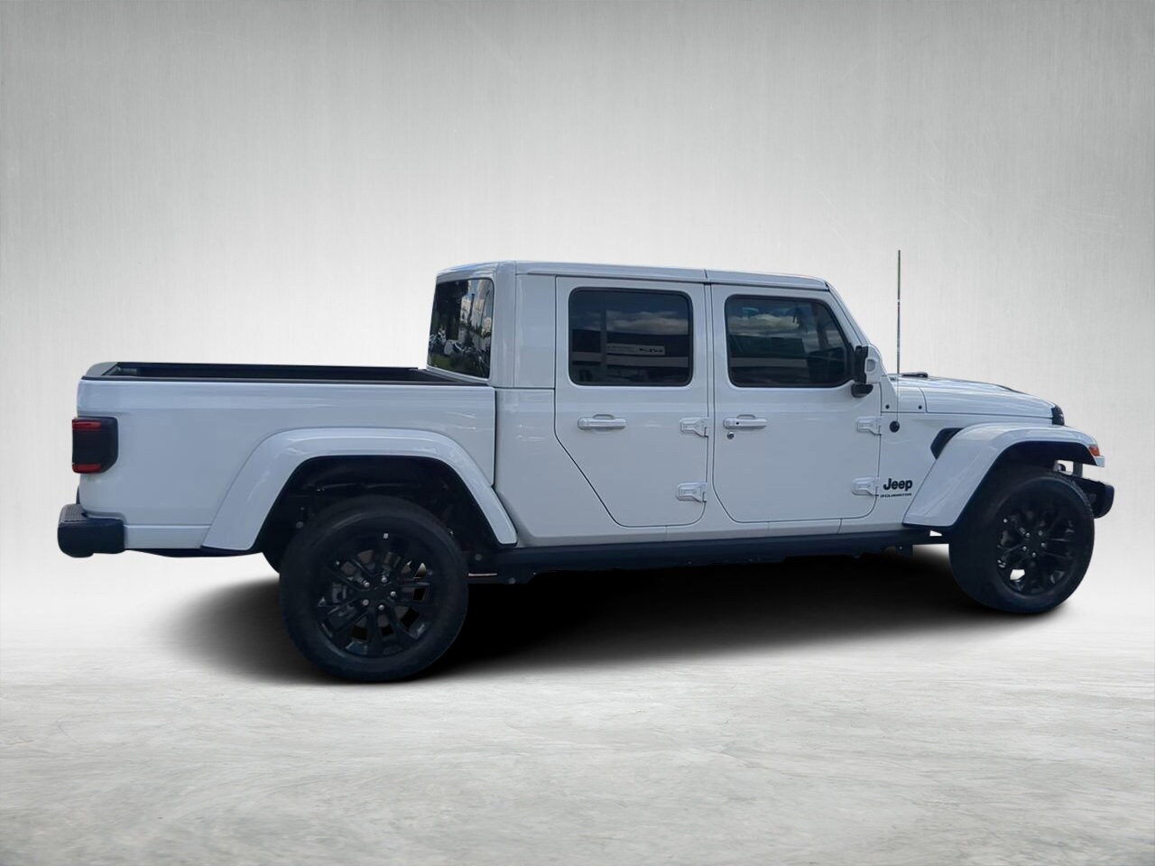 2023 Jeep Gladiator High Altitude photo 2