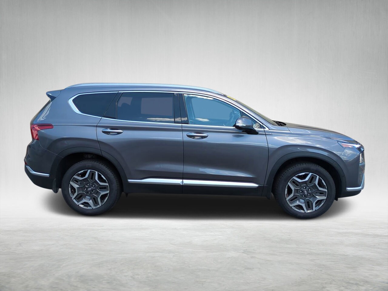 2021 Hyundai Santa Fe Limited photo 2
