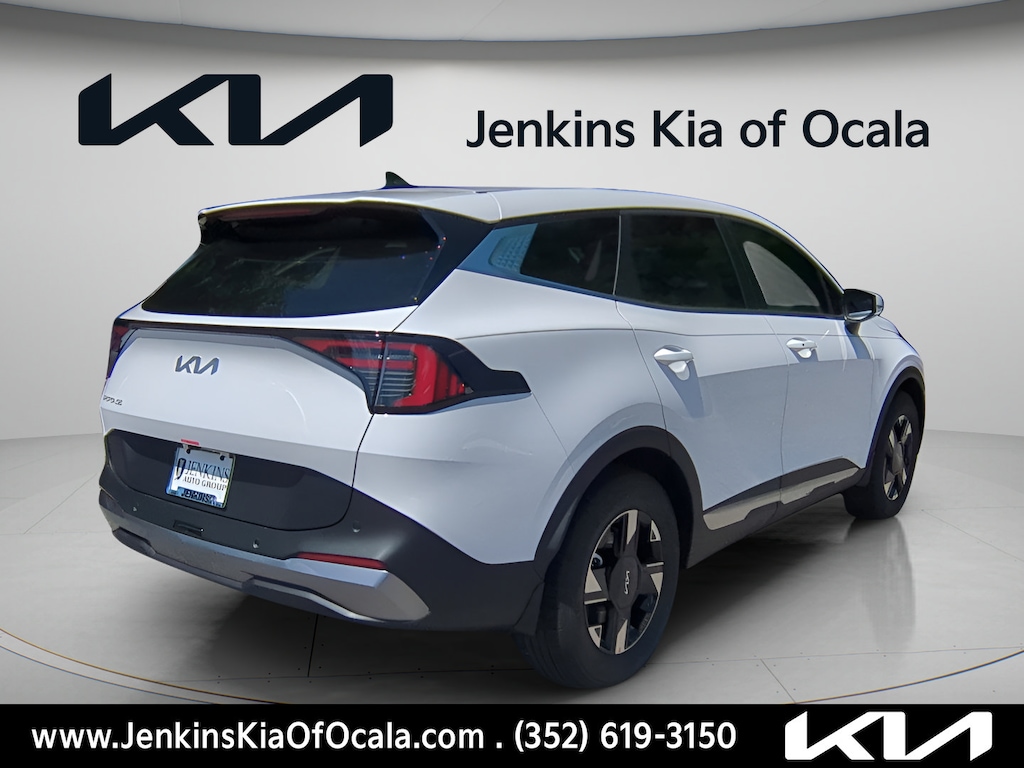 New 2026 Kia Sportage LX SUV