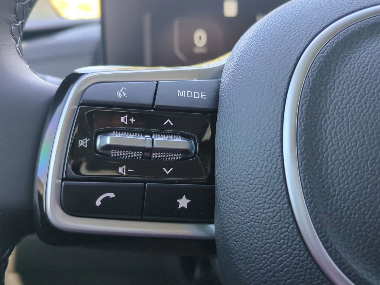 2026 Kia Carnival SX - Photo 34