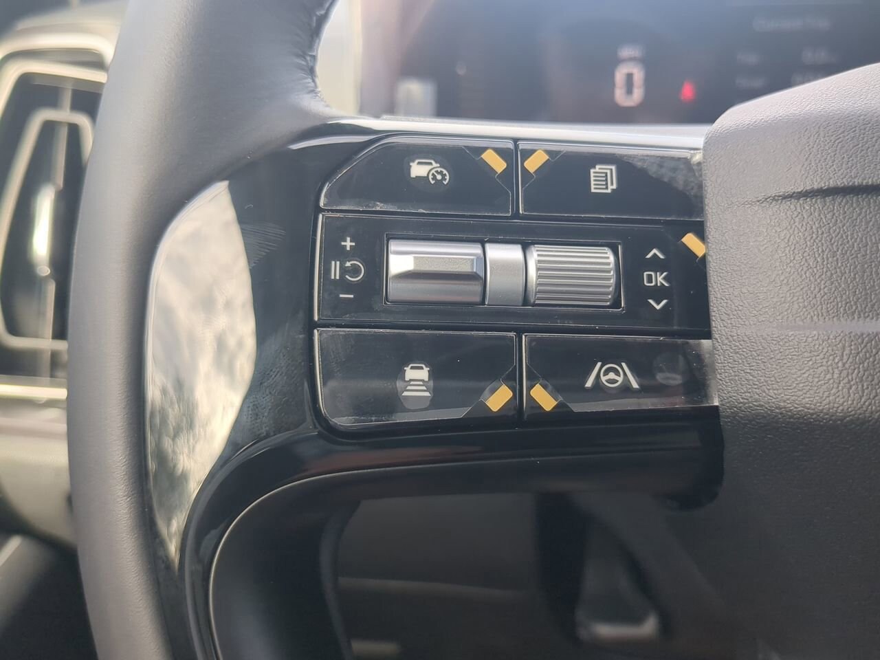2026 Kia Sorento EX - Photo 33