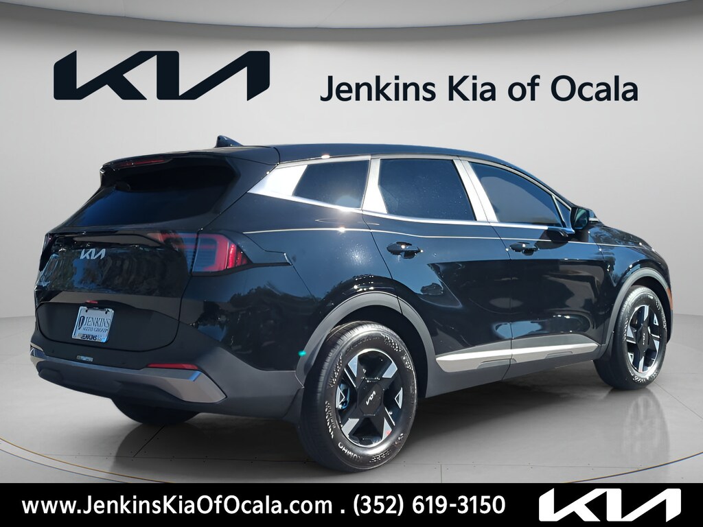 New 2026 Kia Sportage LX SUV