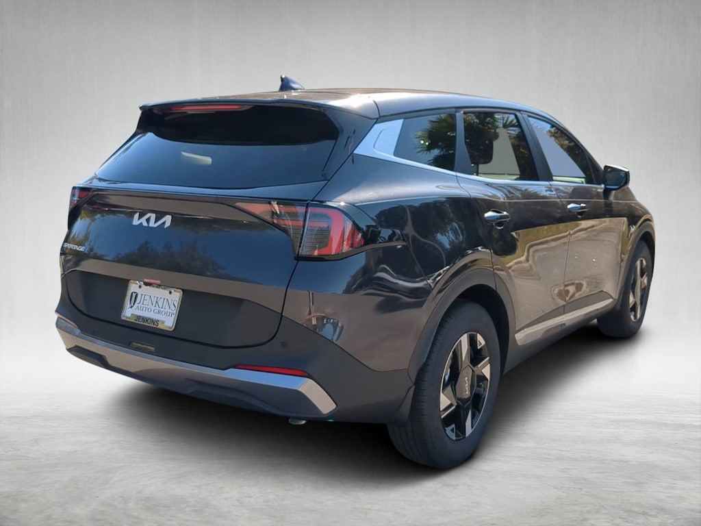 New 2026 Kia Sportage LX SUV