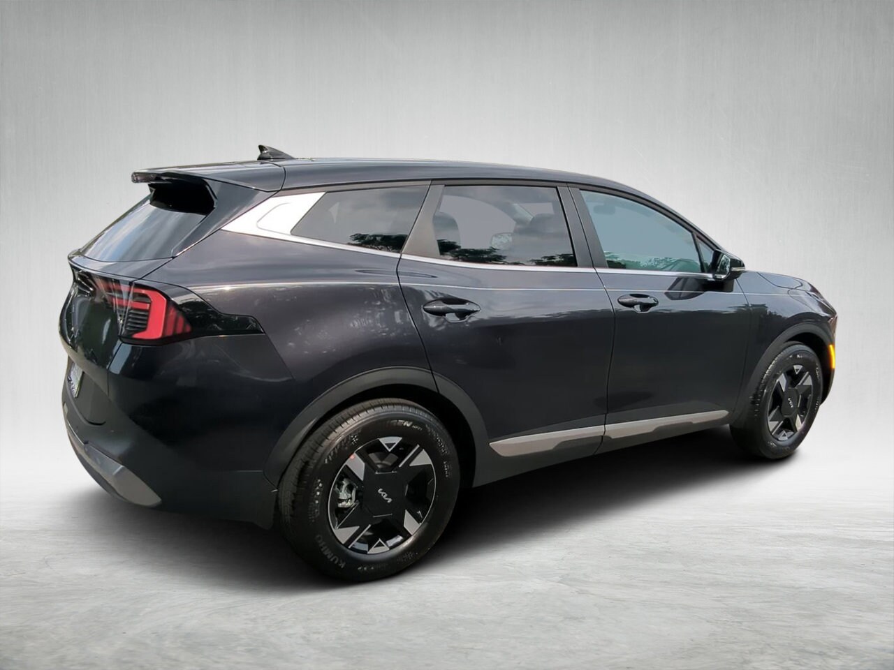 2026 Kia Sportage LX photo 2