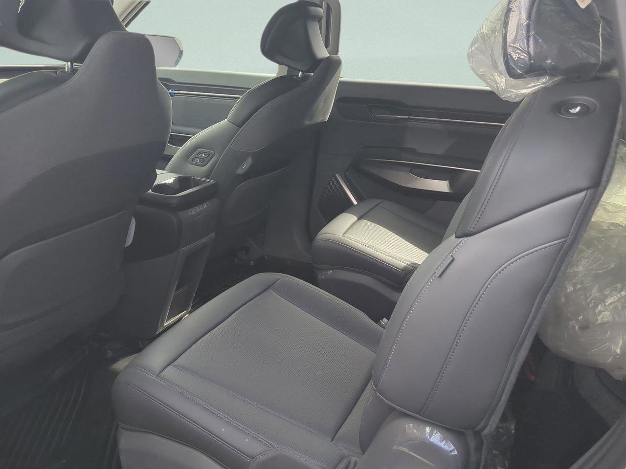 2026 Kia EV9 Light L/R - Photo 11