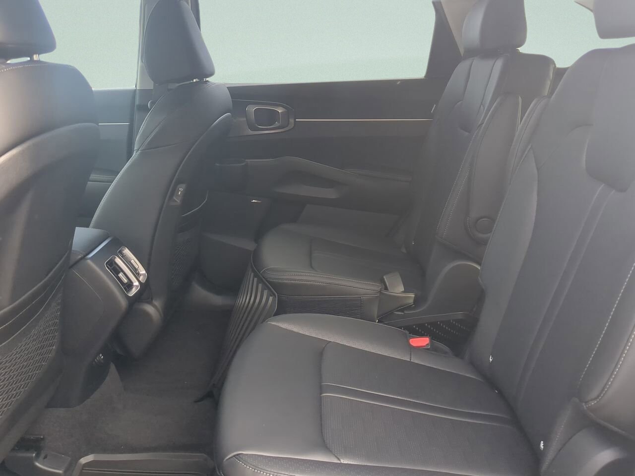 2026 Kia Sorento EX - Photo 17