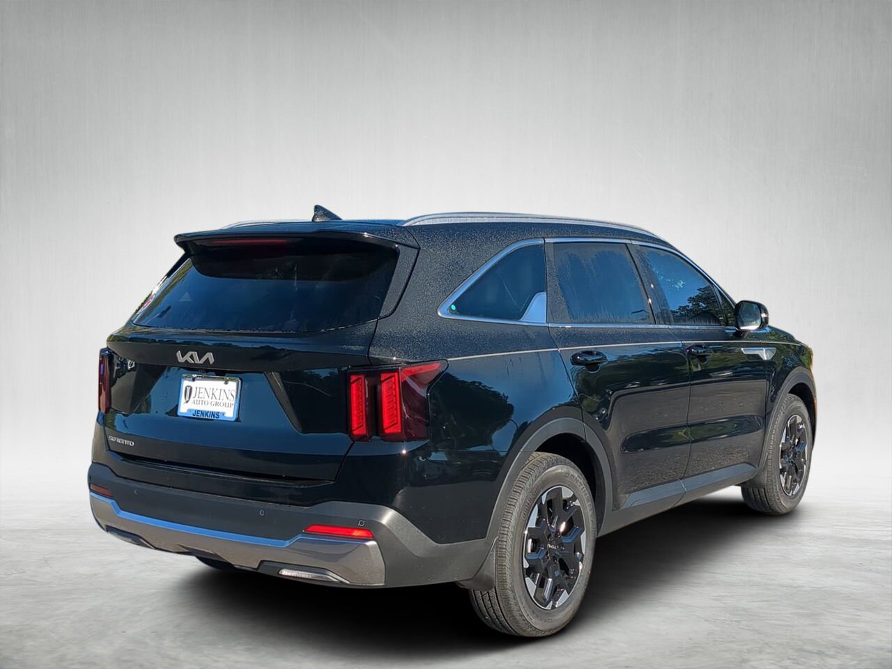 2026 Kia Sorento S photo 3