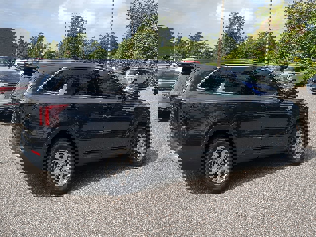 2026 Kia Sorento LX photo 4