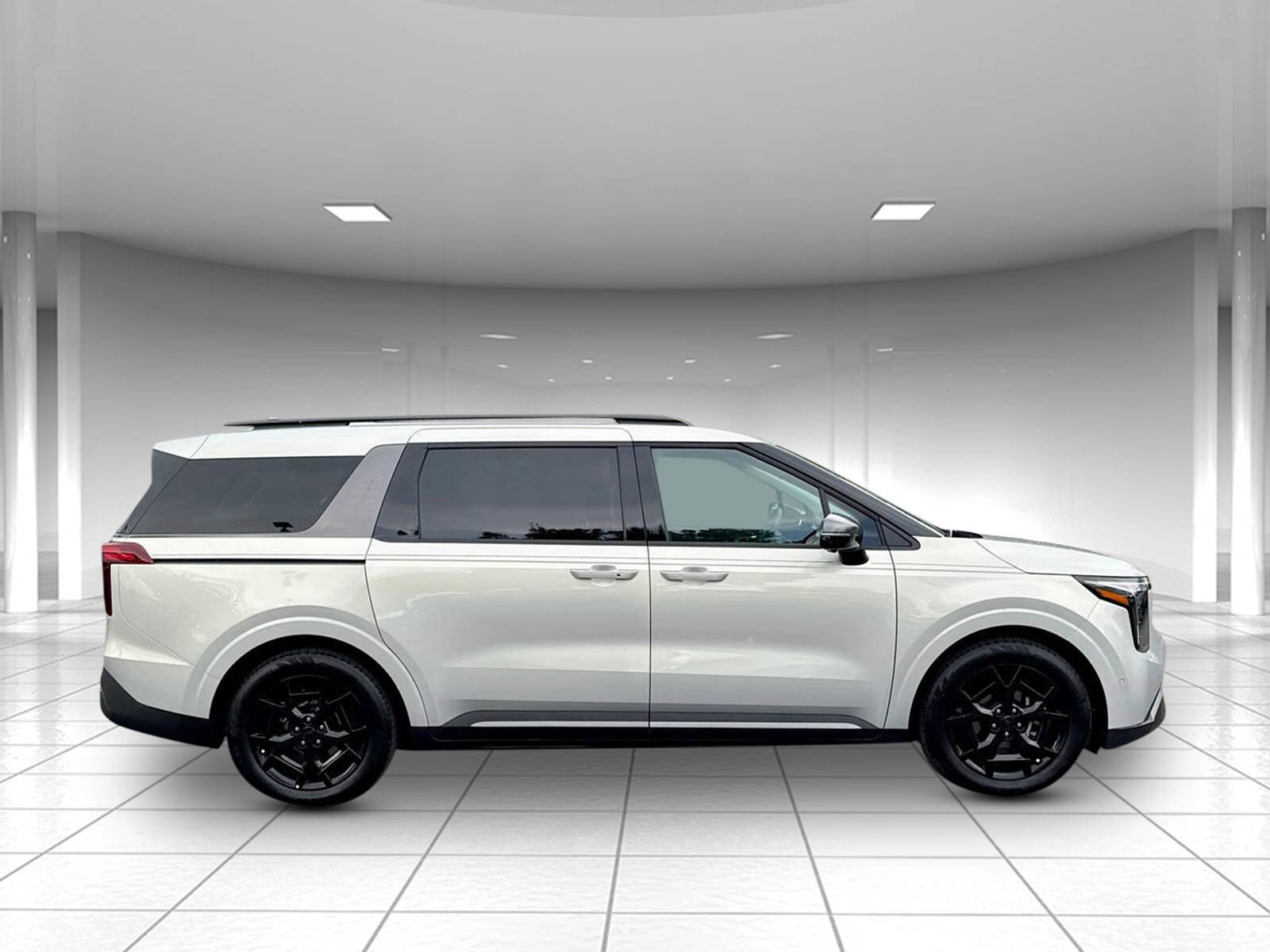 2025 Kia Carnival SX Prestige photo 2