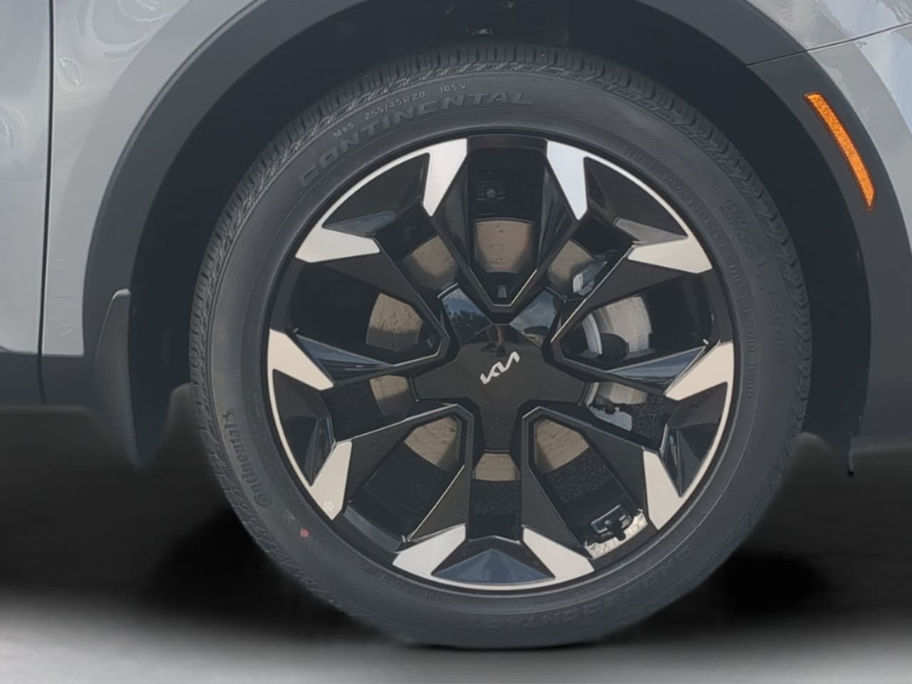 2026 Kia Sorento EX - Photo 13