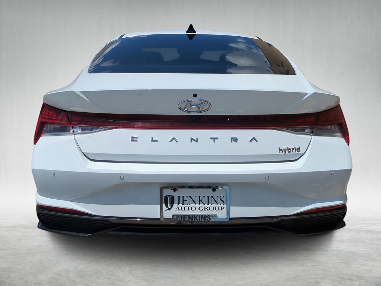 2023 Hyundai Elantra Limited photo 4