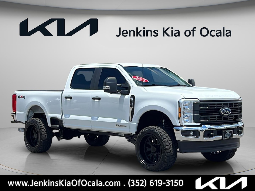Used 2025 Ford F-350 XL Truck Crew Cab