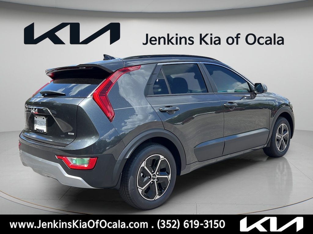 New 2026 Kia Niro LX SUV