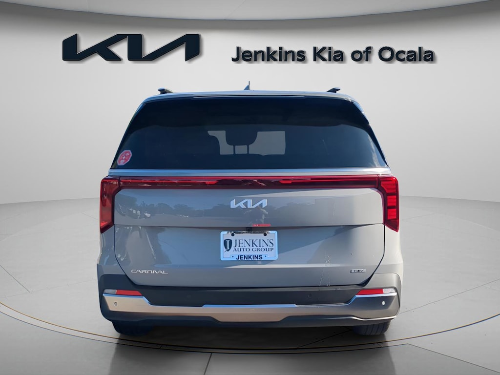 New 2026 Kia Carnival Hybrid SX Van Passenger Van