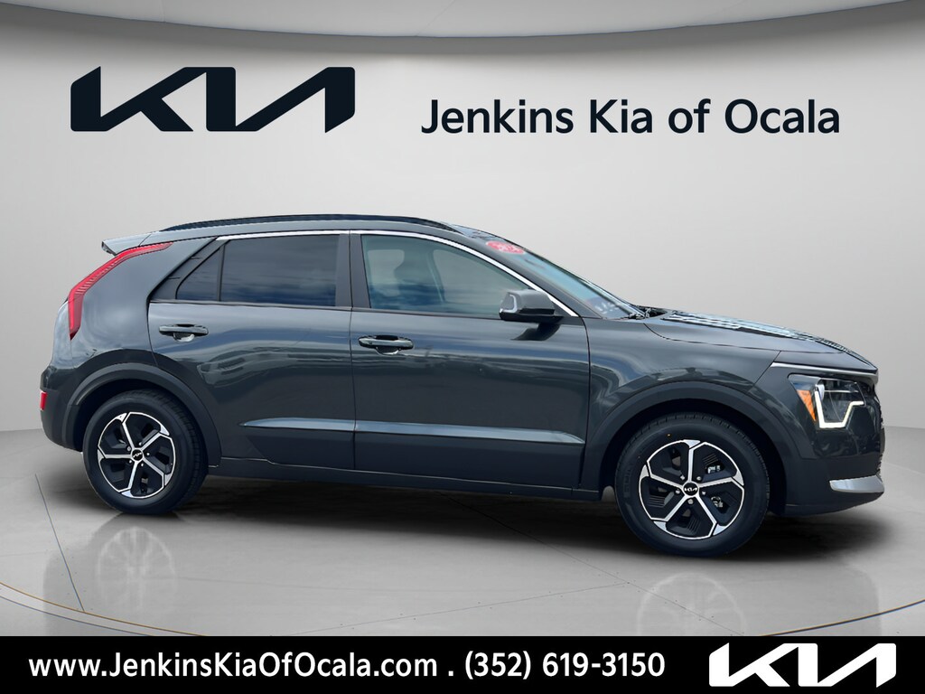 Used 2024 Kia Niro EX SUV