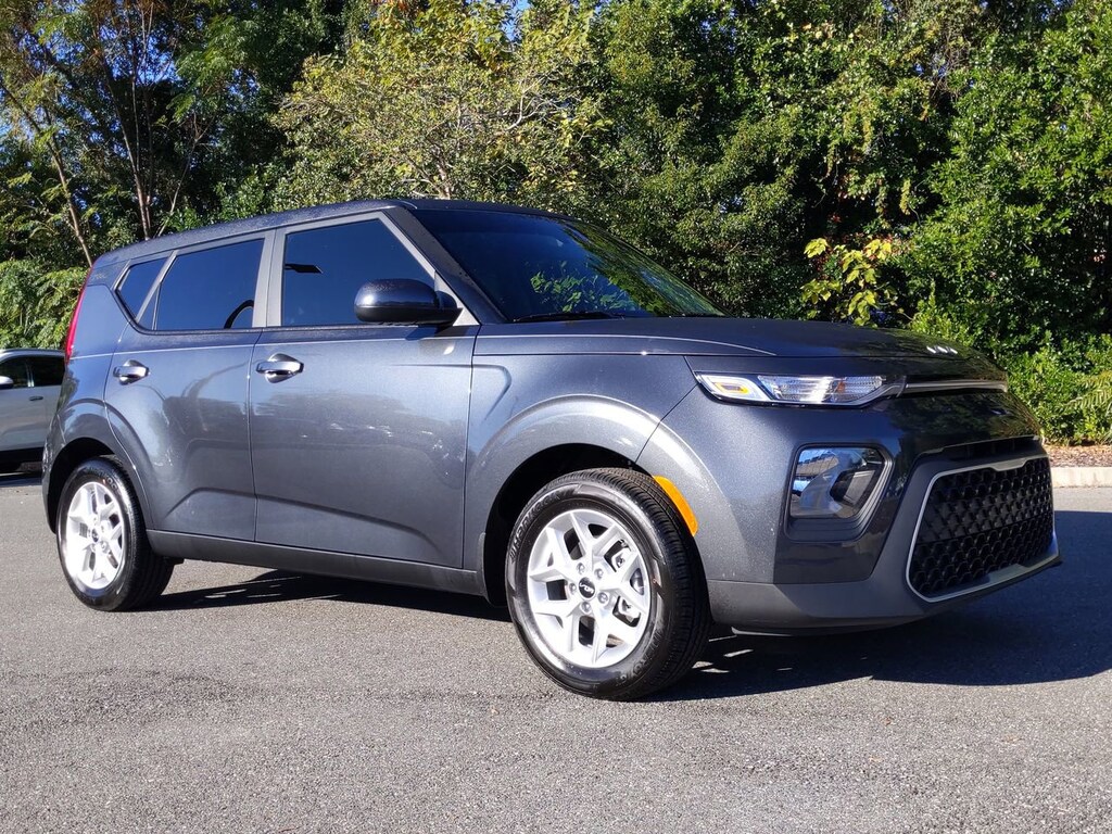 Used 2022 Kia Soul LX Hatchback