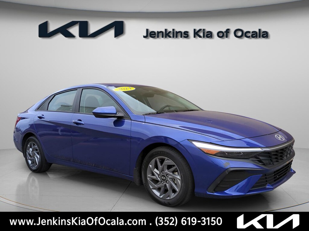 Used 2024 Hyundai Elantra SEL Sedan