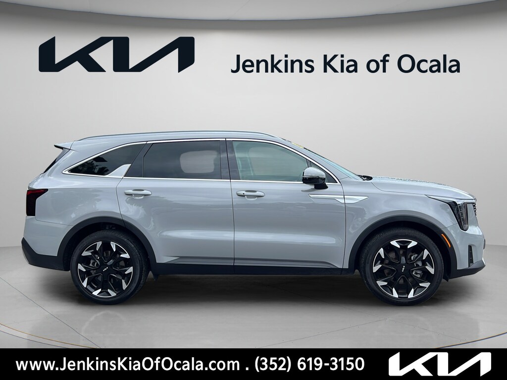 Used 2025 Kia Sorento EX SUV
