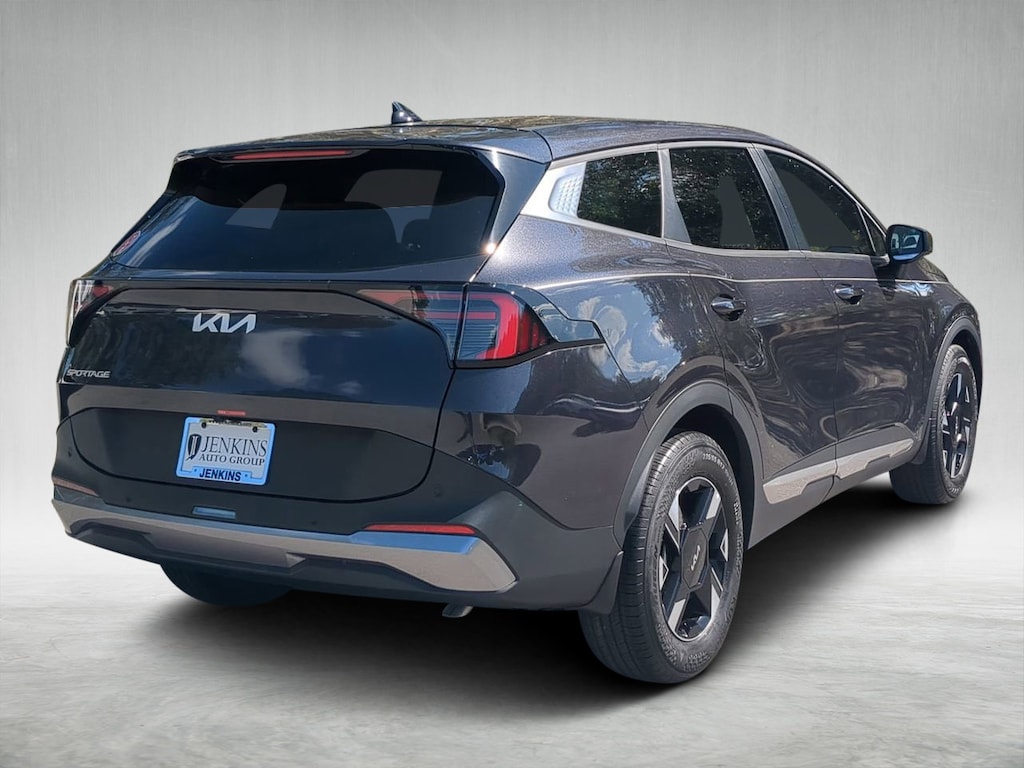 New 2026 Kia Sportage LX SUV