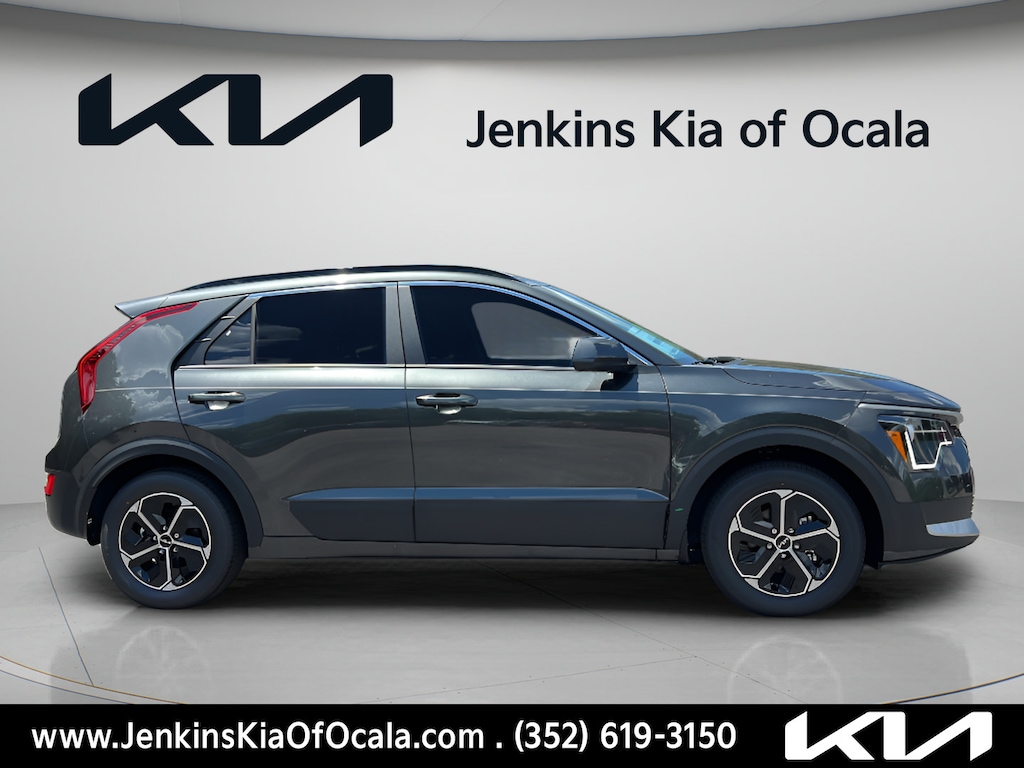 New 2026 Kia Niro LX SUV