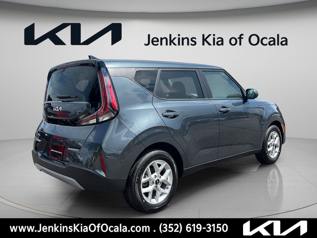 Certified 2025 Kia Soul LX Hatchback