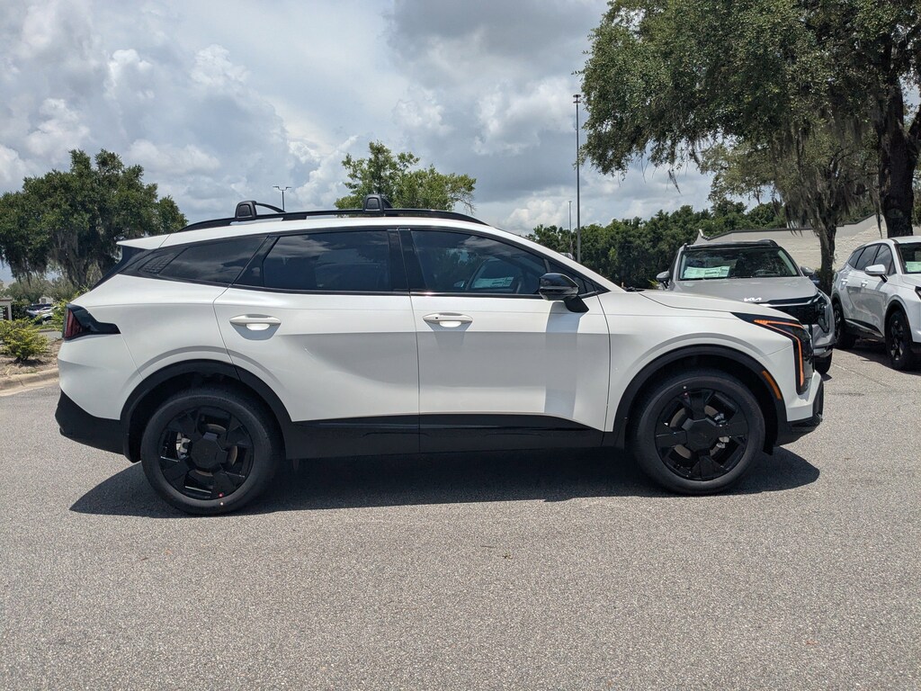 New 2026 Kia Sportage Hybrid X-Line SUV