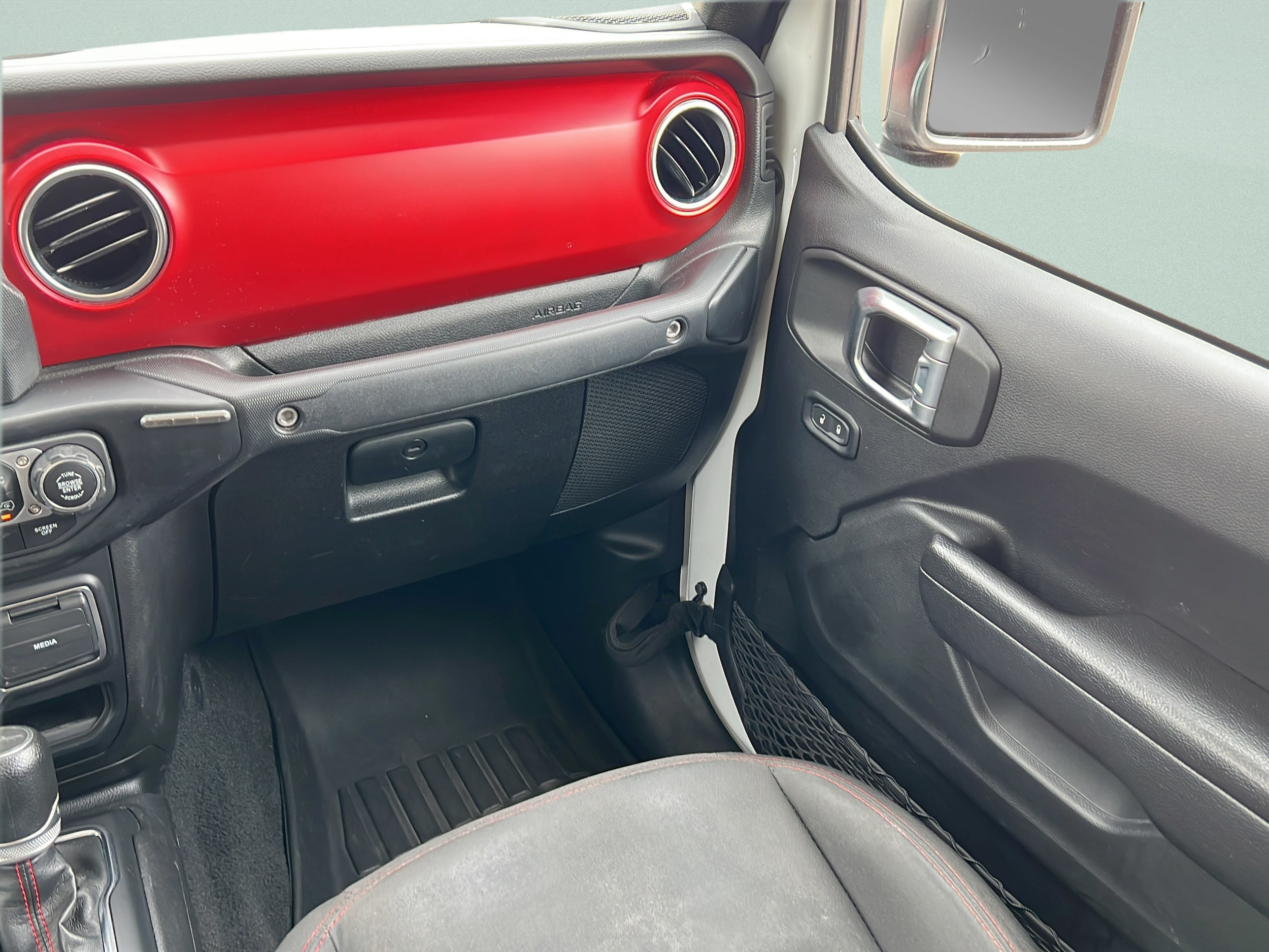 2022 Jeep Gladiator Rubicon - Photo 17
