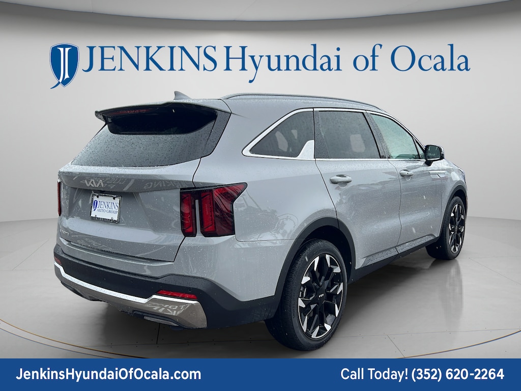 Used 2025 Kia Sorento EX SUV